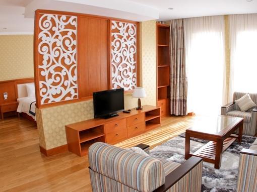 Hoa Binh Rach Gia Resort Rạch Giá Buitenkant foto