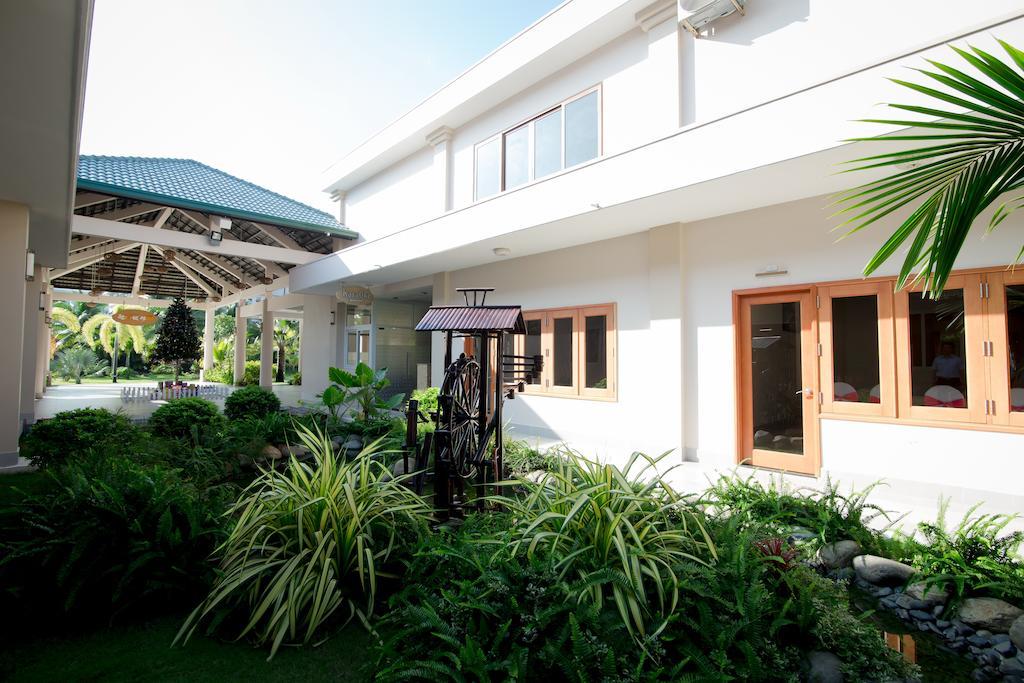 Hoa Binh Rach Gia Resort Rạch Giá Buitenkant foto